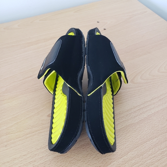 AND 1 SLIPPER kids size 1.5 - Picture 6 of 7